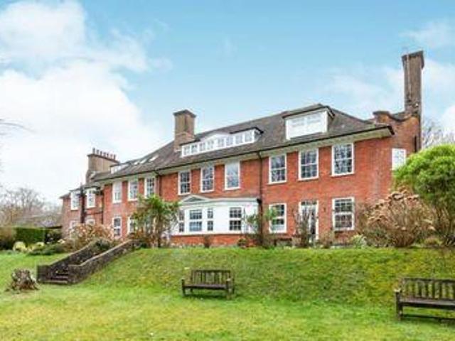 House for sale in Fole, Surrey