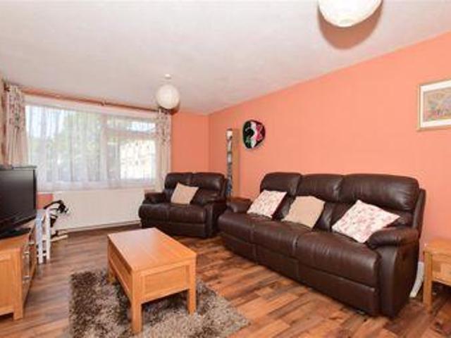 House for sale in Hillview, Surrey