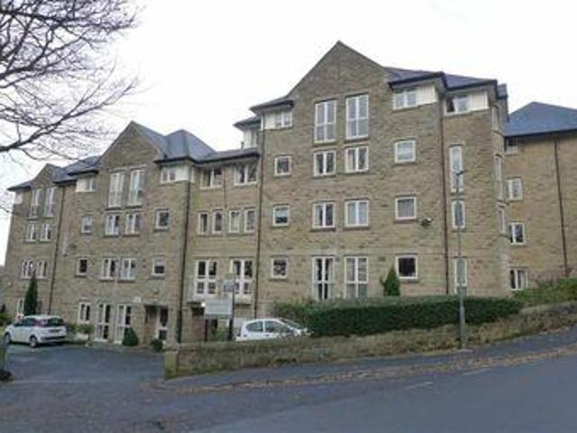 House for sale in Charlesworth, East Midlands
