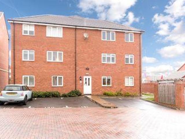House for sale in Kingswinford, West Midlands