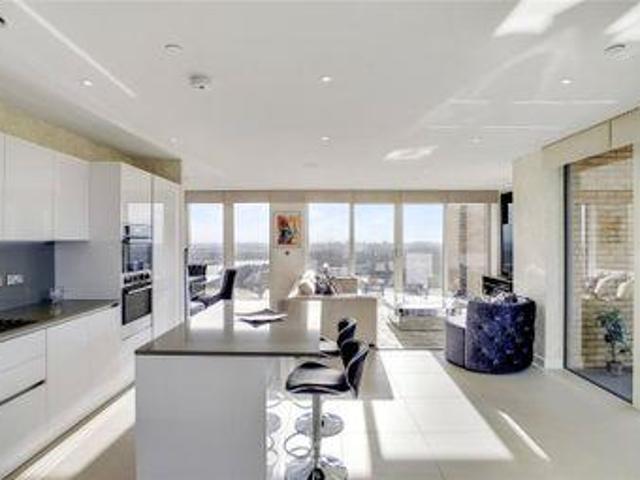 House for sale in Edgware, Greater London