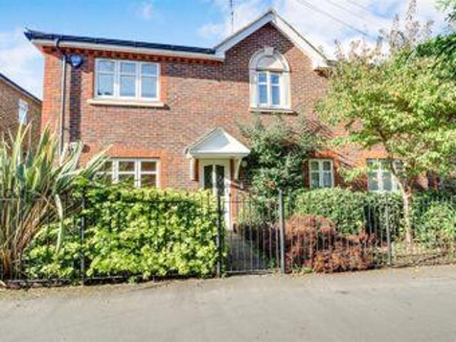 House for sale in Weybridge, Elmbridge
