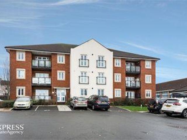 House for sale in Swansea Gate Business Park, Jersey Marine