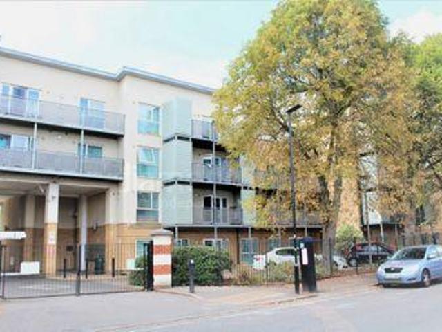 House for sale in Greater London