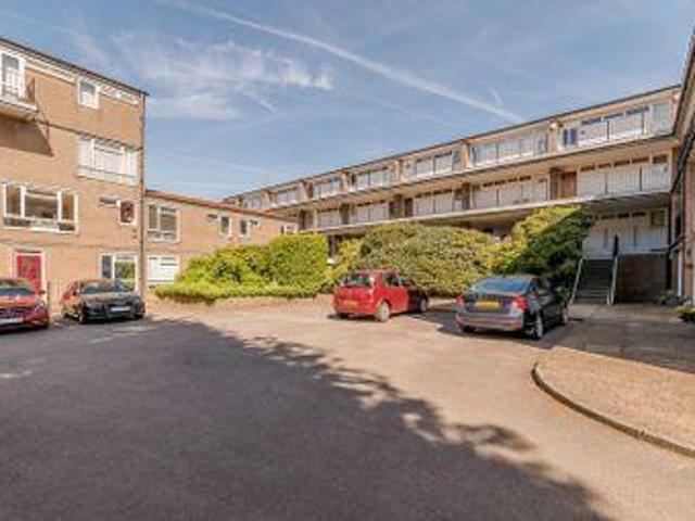House for sale in Borehamwood, Hertfordshire