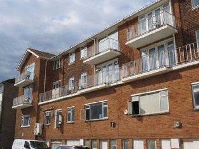 House for sale in Fishersgate, West Sussex