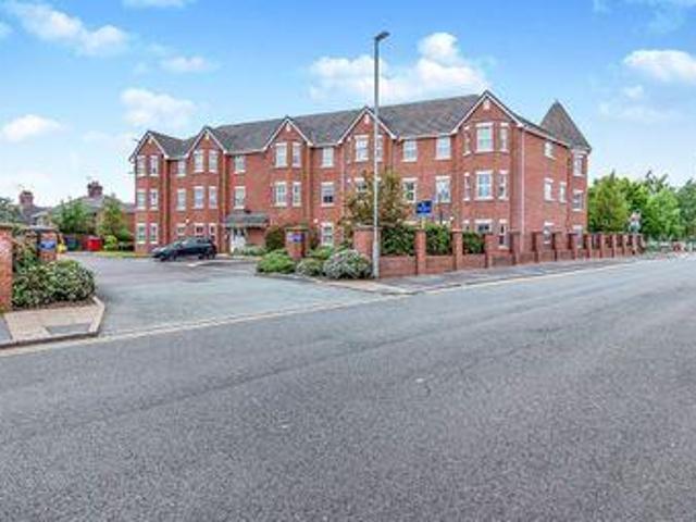 House for sale in Stoke-on-Trent