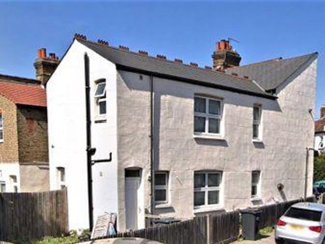 House for sale in London Borough of Croydon, Thornton Heath