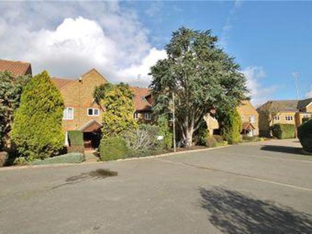 House for sale in Lyons, Greater London
