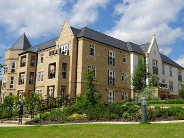 House for sale in Froggatt, East Midlands