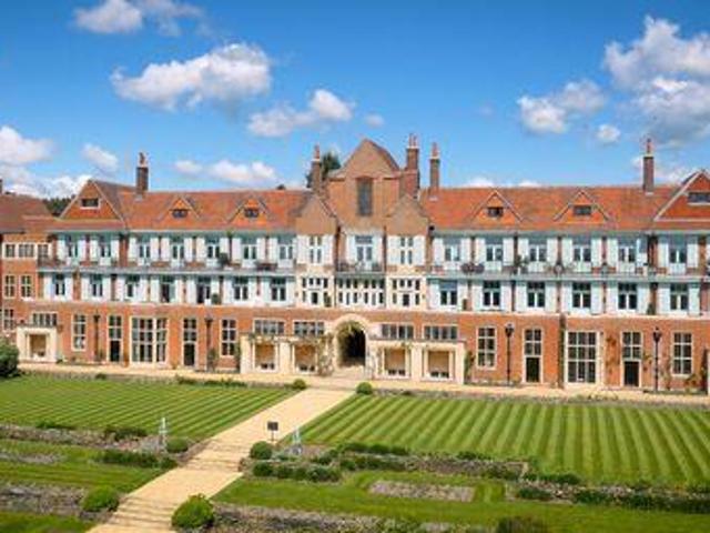 House for sale in Littlecote, West Sussex