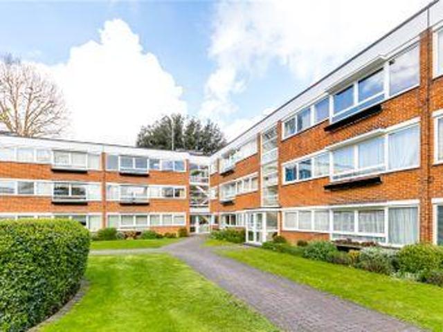 House for sale in Deepcut, Surrey
