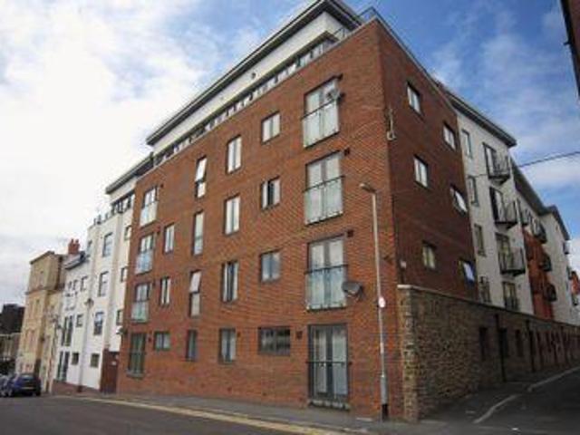 House for sale in Feckenham, City Of Bristol
