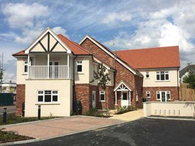 House for sale in Leigh-on-sea
