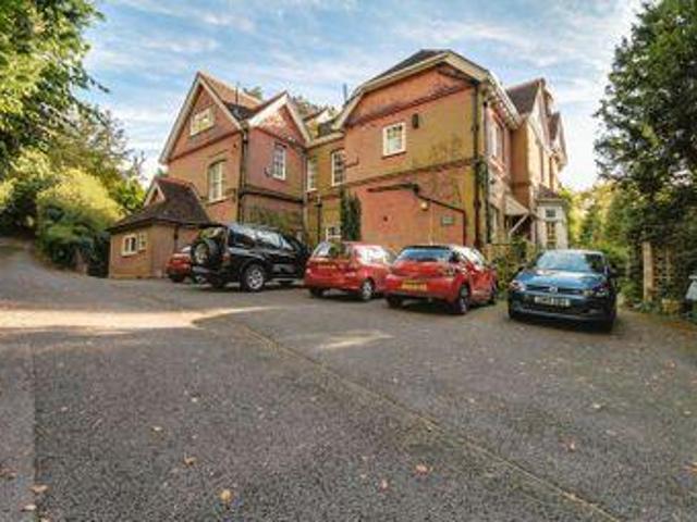 House for sale in Hillview, Surrey