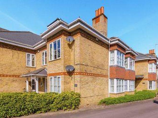 House for sale in Ascot