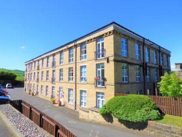 House for sale in Sowerby Bridge, West Yorkshire
