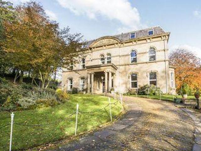 House for sale in Halifax, West Yorkshire