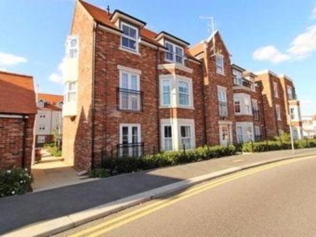 House for sale in Leigh-on-sea