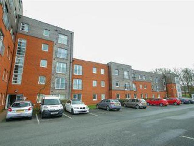 House for sale in Stoke-on-Trent