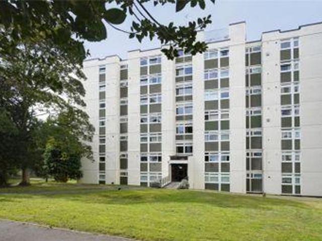House for sale in Weybridge, Elmbridge