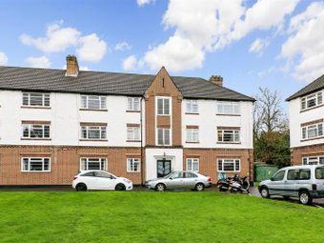 House for sale in Twickenham, Greater London