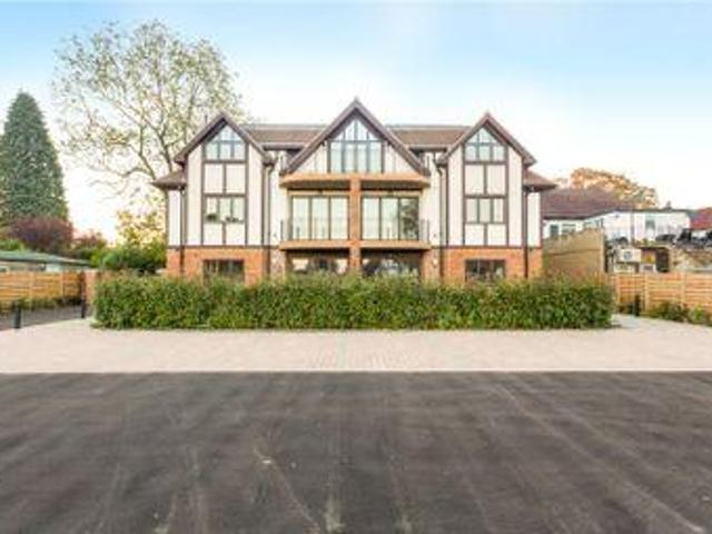 House for sale in Hillview, Surrey