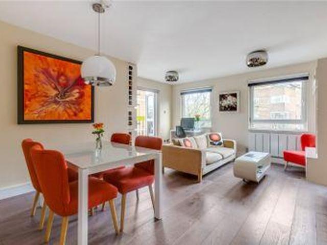 House for sale in Deepcut, Surrey