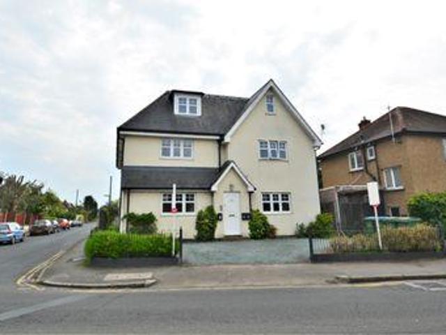 House for sale in Walton-on-Thames, Surrey