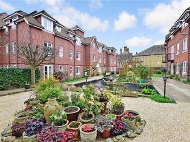 House for sale in Oad Street, Kent