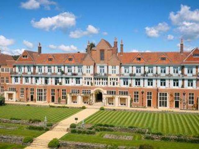 House for sale in Littlecote, West Sussex