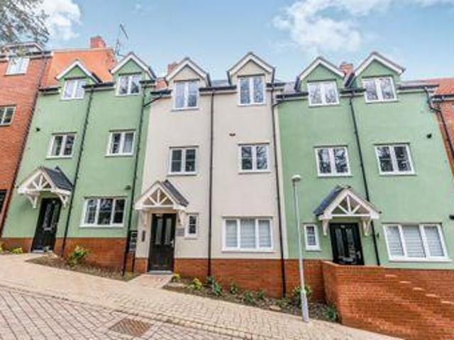 House for sale in Buckingham, Buckinghamshire