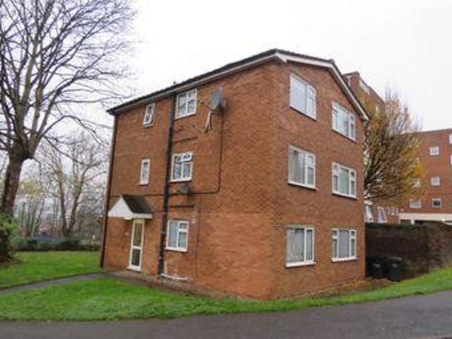 House for sale in Luton