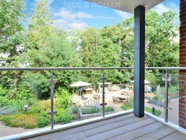 House for sale in Weybridge, Elmbridge