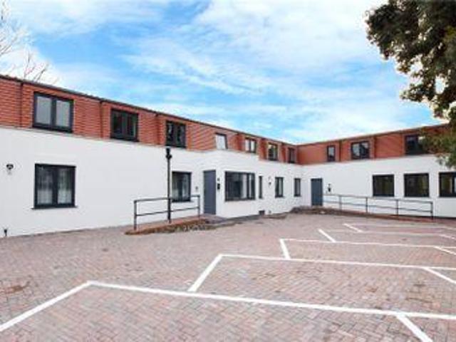 House for sale in Bushey