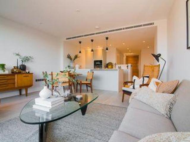 House for sale in Deepcut, Surrey