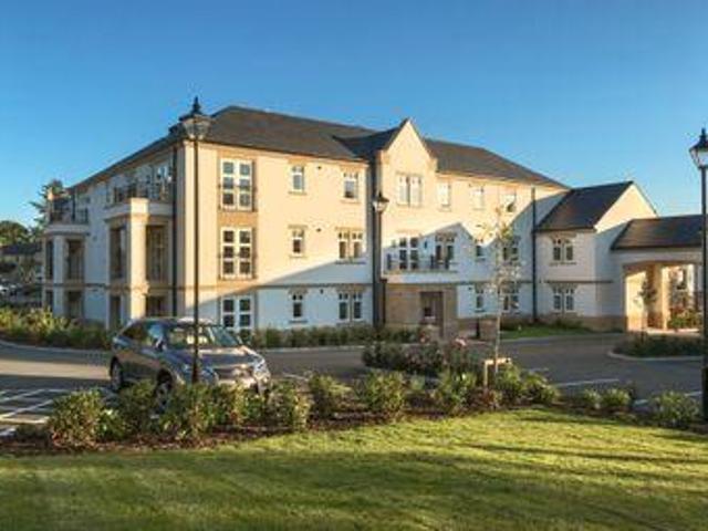 House for sale in Froggatt, East Midlands
