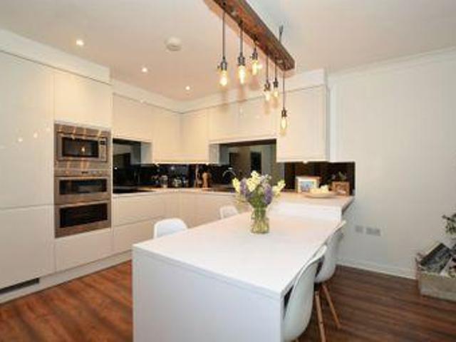 House for sale in Beaconsfield, Penn Bottom