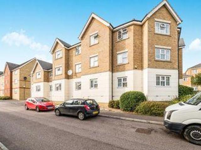 House for sale in Purfleet, Essex