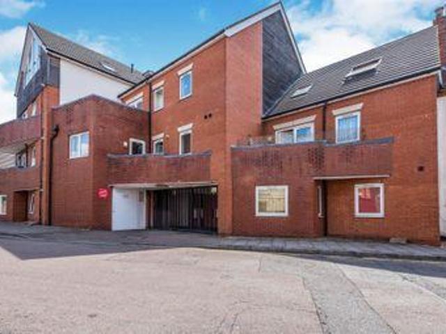 House for sale in Northampton, Northamptonshire
