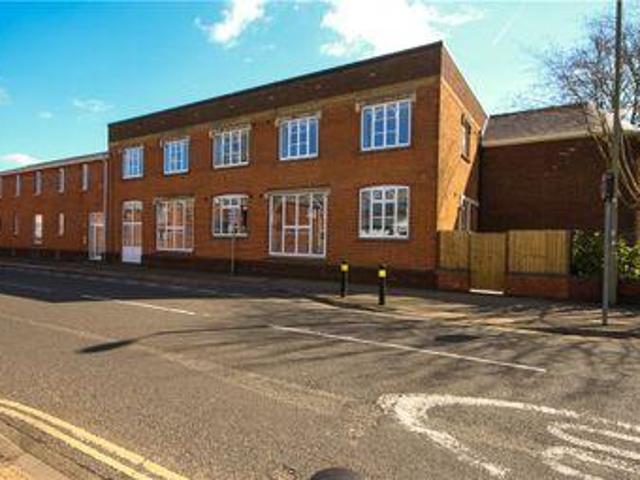 House for sale in Farnborough, Hampshire