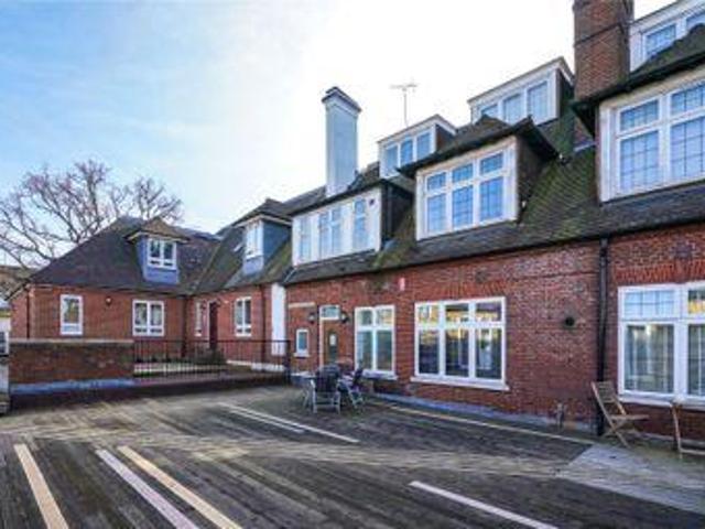 House for sale in Weybridge, Elmbridge