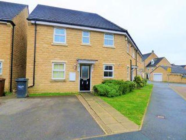 House for sale in Halifax, West Yorkshire