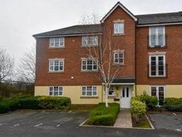 House for sale in Bromsgrove, Worcestershire