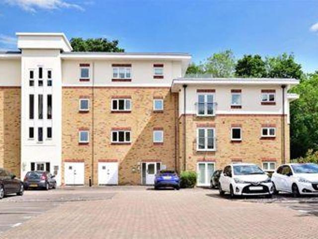 House for sale in Crawley, West Sussex