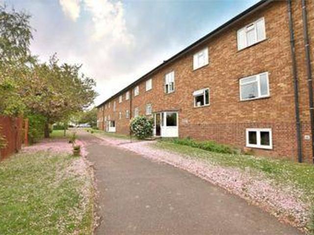 House for sale in Batchworth, Hertfordshire