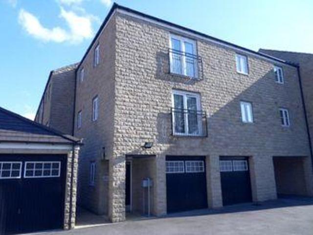 House for sale in Dewsbury, West Yorkshire