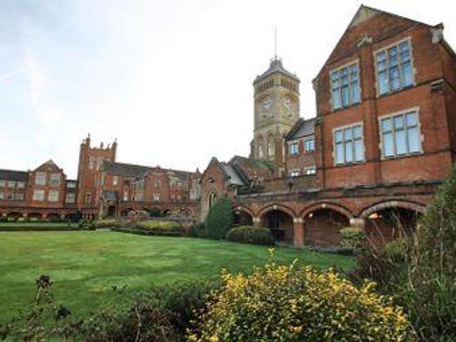 House for sale in Bushey
