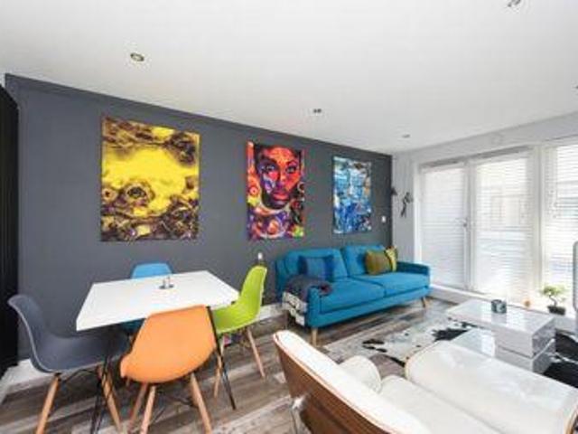 House for sale in Kingston Upon Thames, Greater London