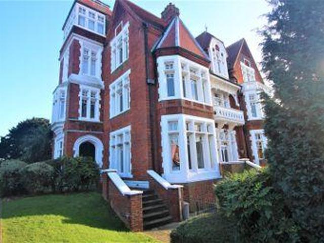 House for sale in Edgware, Greater London